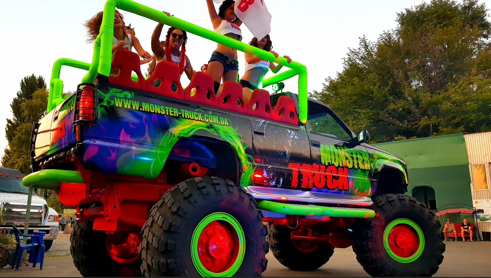 Monster Truck Green