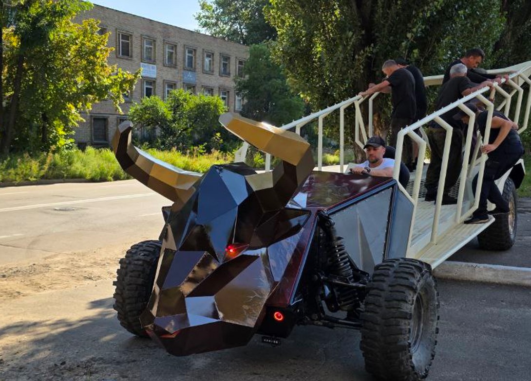 Monster Buggy Bull