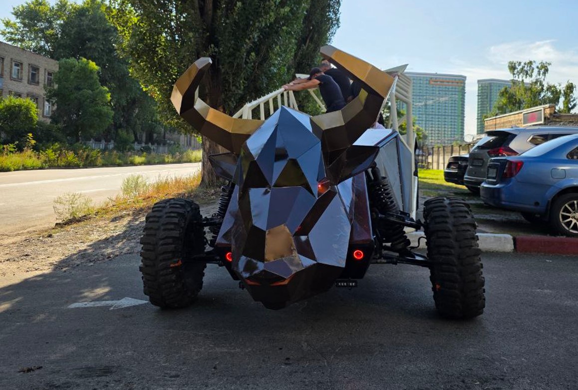 Monster Buggy Bull